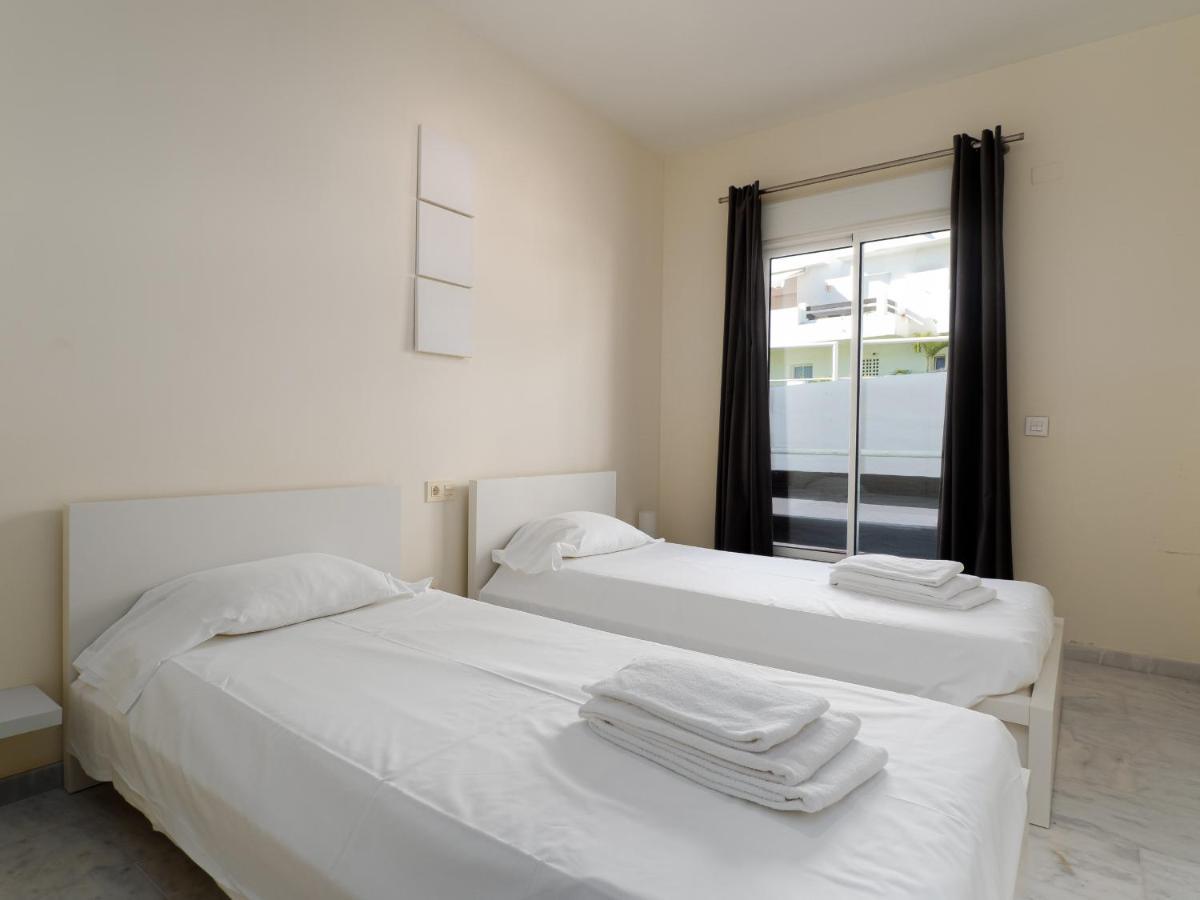 2051-New 3 Bedrooms On Golf Estepona Eksteriør billede