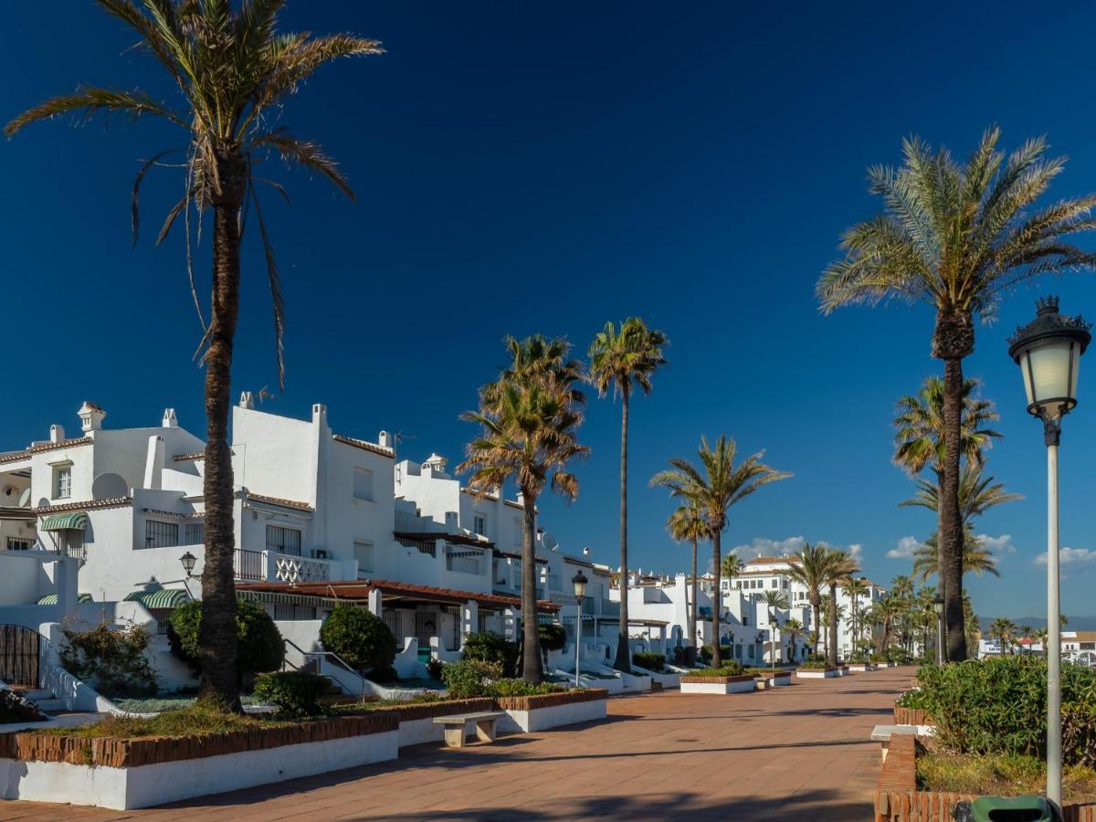 2051-New 3 Bedrooms On Golf Estepona Eksteriør billede